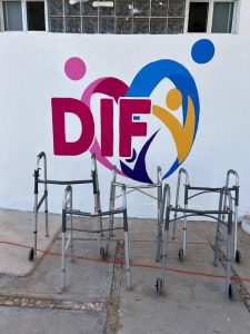 En DIF Municipal contamos con una variedad de aparatos ortopédicos disponibles.