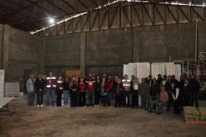 Entrega de materiales para el mejoramiento de vivienda.