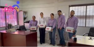 Entrega de Despensas en Dif Municipal.